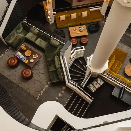 Le Val Thorens, A Beaumier Готель 4*